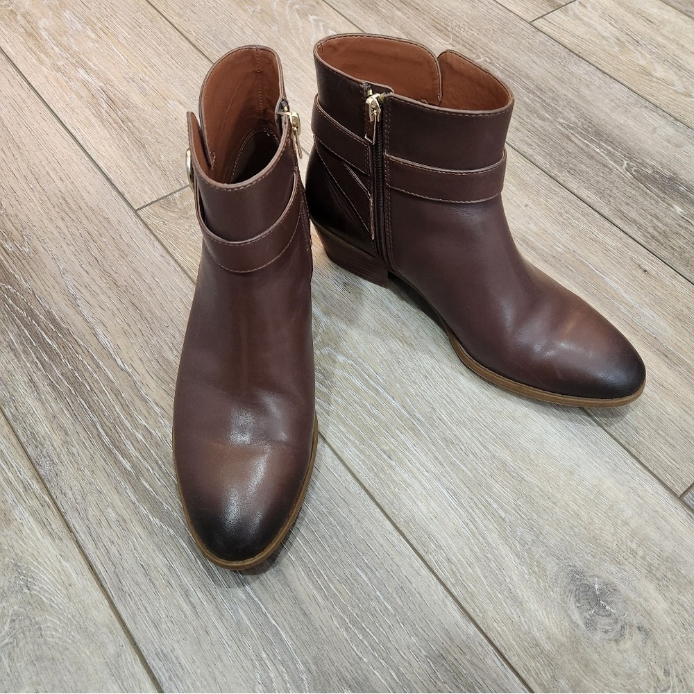 Coach Walnut Brown Dylan Genuine Leather Ankle Booties Size 8